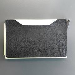 Držák karty - Otas Hossein, jak nahlášeno Centraal magazijn pomocí iLost