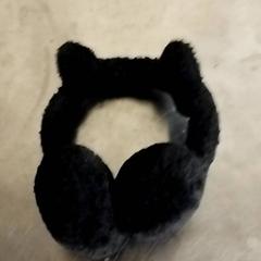 Oorwarmers, jak nahlášeno Pathé Scheveningen pomocí iLost