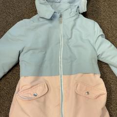 Jacket blauw roze, as reported by Burgers' Zoo using iLost