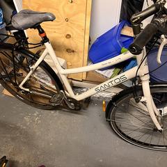 Witte Santos fiets dames، كما تم الإبلاغ عنه عبر iLost