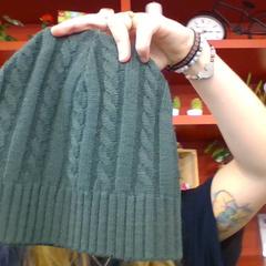 Beanie, ako bolo nahlásené MEININGER Hotel Bordeaux Gare Saint-Jean pomocou iLost