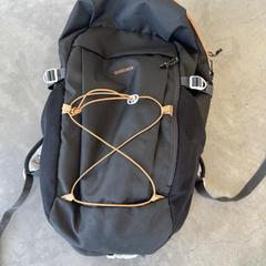 Motxila Zwart, gisa salatu by Centraal magazijn iLost erabiliz