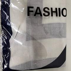 Shawl Grijs wit zwart polyester, as reported by Transdev Gooi en Vechtstreek using iLost