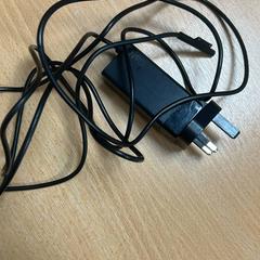 Ładowarka, zgłoszono przez Sheraton Brussels Airport Hotel przy użyciu iLost