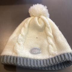 Hat, como reportado por MEININGER Hotel Berlin "Mitte" Humboldthaus utilizando o iLost