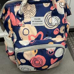 Bolsa de cueiros Luiertas met kleding, segundo informou IKEA Eindhoven usando iLost