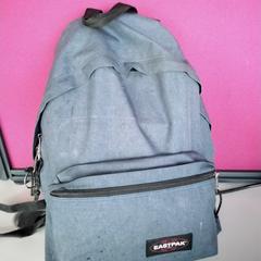 Ryggsekk, som rapportert av Agence Mobilités ved bruk av iLost