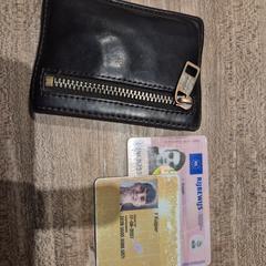 Zwarte portemonnee, iLost'a bildirildiği gibi