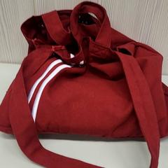 バッグ がiLostで Transdev Gooi en Vechtstreek によって報告されました