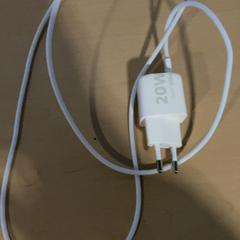 Smartphone charger, as reported by Jaarbeurs using iLost