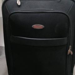 Reisebag اسود, som rapportert av محطة الدمام (الدمام) ved bruk av iLost