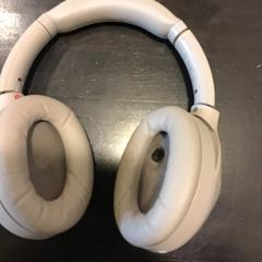 Auriculares, ha sido reportado por U-OV Utrecht con iLost