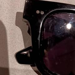 Gafas de sol, ha sido reportado por De Efteling con iLost