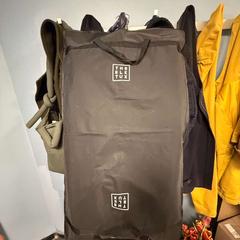 Bag & Suits Black suit bag, as reported by Park Centraal Amsterdam using iLost