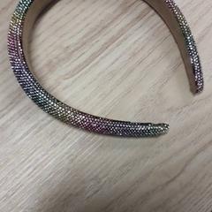 Banda per al cap Regenboog glitters, segons ha informat IKEA Breda mitjançant iLost