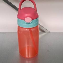 Láhev, jak nahlášeno Keolis Lund pomocí iLost