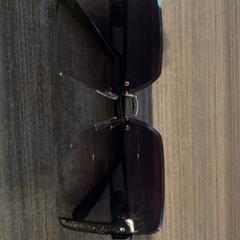 색안경, iLost를 사용하여 Van der Valk Hotel Haarlem에 보고됨