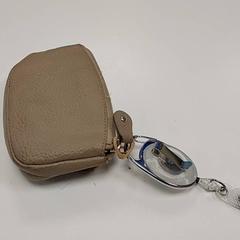 Brieftasche Akello, gemeldet von Centraal magazijn über iLost