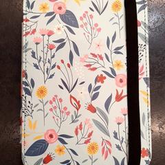 قارئ إلكتروني، كما تم الإبلاغ عنه بواسطة Rotterdam The Hague Airport عبر iLost