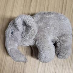 ぬいぐるみ olifant がiLostで IKEA Hengelo によって報告されました