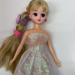 İLost kullanarak IKEA新三郷 tarafından bildirildiği gibi リカチャン人形