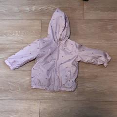 Chaqueta infantil, segundo informou Diergaarde Blijdorp usando iLost