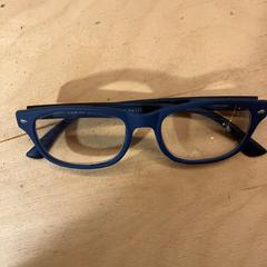 Bril, zgłoszono przez Pathé Utrecht Leidsche Rijn przy użyciu iLost