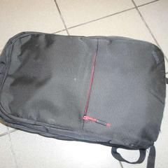 Mochila Zwart / merk Think Pad, ha sido reportado por Regio Limburg - Leuven con iLost