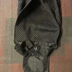 Pokrýt luggage, jak nahlášeno Amsterdam ID Aparthotel pomocí iLost