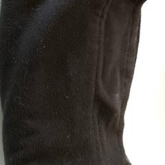 Vêtements - halsverwarmer, a été signalé par Regio Antwerpen - Brussel utilisant iLost