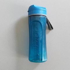 Schoolgerief - Drinkfles De Backer, as reported by Centraal magazijn using iLost