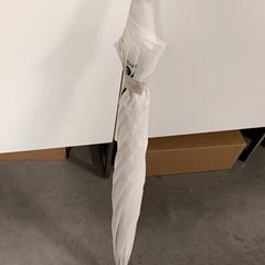 Parasol, zgłoszono przez IKEA Mons przy użyciu iLost