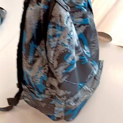 バックパック がiLostで Regio Antwerpen - Brussel によって報告されました