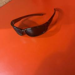 Gafas de sol, ha sido reportado por MEININGER Hotel Bordeaux Gare Saint-Jean con iLost
