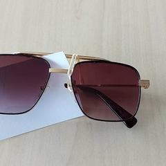 Briller - Zonnebril, som rapportert av Centraal magazijn ved bruk av iLost