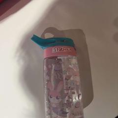 Fľaša, ako bolo nahlásené Amsterdam ID Aparthotel pomocou iLost