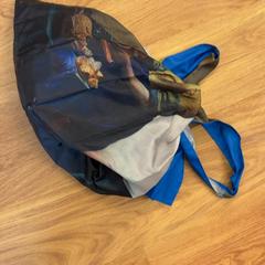 Táska, amint azt GVB az iLost segítségével jelentette.