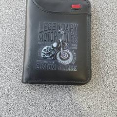 財布 - Idir がiLostで Centraal magazijn によって報告されました