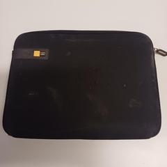 노트북 커버, iLost를 사용하여 Bolognalaan 101에 보고됨