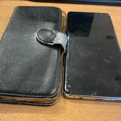 Smartphone-a Samsung S 10, gisa salatu by Gemeente Amsterdam iLost erabiliz