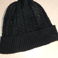 Vêtements - Muts, a été signalé par Regio Antwerpen - Brussel utilisant iLost