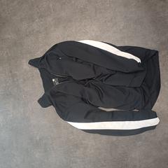 트레이닝 재킷 zwart, iLost를 사용하여 RRReis IJssel-Vecht Zwartsluis에 보고됨