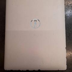 Tableta, segundo informou Rotterdam The Hague Airport usando iLost