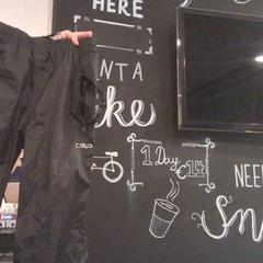 Spodnie przeciwdeszczowe black, zgłoszono przez MEININGER Hotel Vienna Downtown Franz przy użyciu iLost