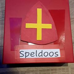 Speldoos, amint azt EBS Tramplein az iLost segítségével jelentette.