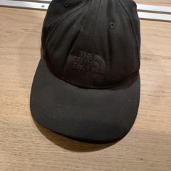 Cap The nort face, segundo informou Poppodium 013 usando iLost