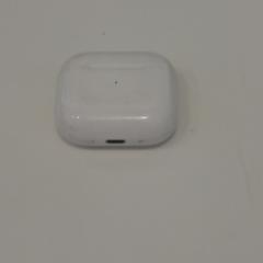 Airpods case, som rapportert av Arriva Limburg Zuid ved bruk av iLost