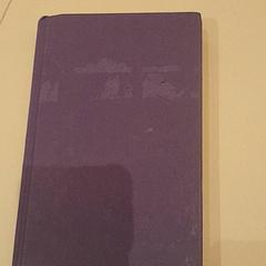 Livro, como reportado por Van der Valk Hotel Schiphol utilizando o iLost