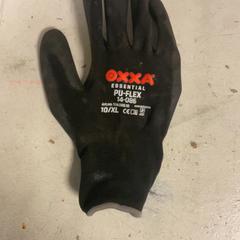 Rukavice Zwart, jak nahlášeno Artis pomocí iLost