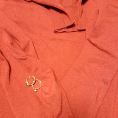 İLost kullanarak Van der Valk Hotel Tiel tarafından bildirildiği gibi Kazak & Yüzükler sweater